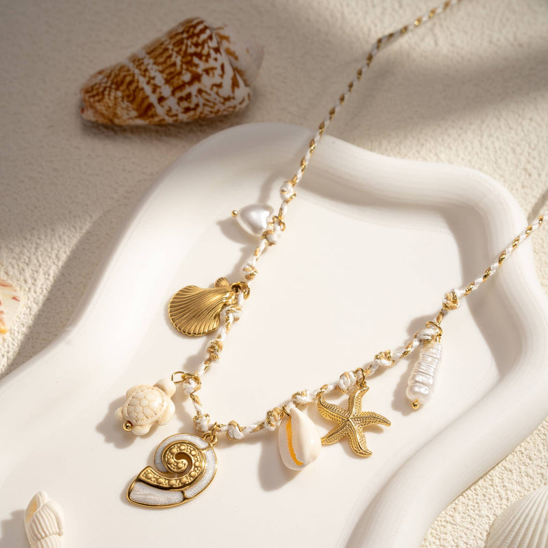 Collier breloques coquillage
